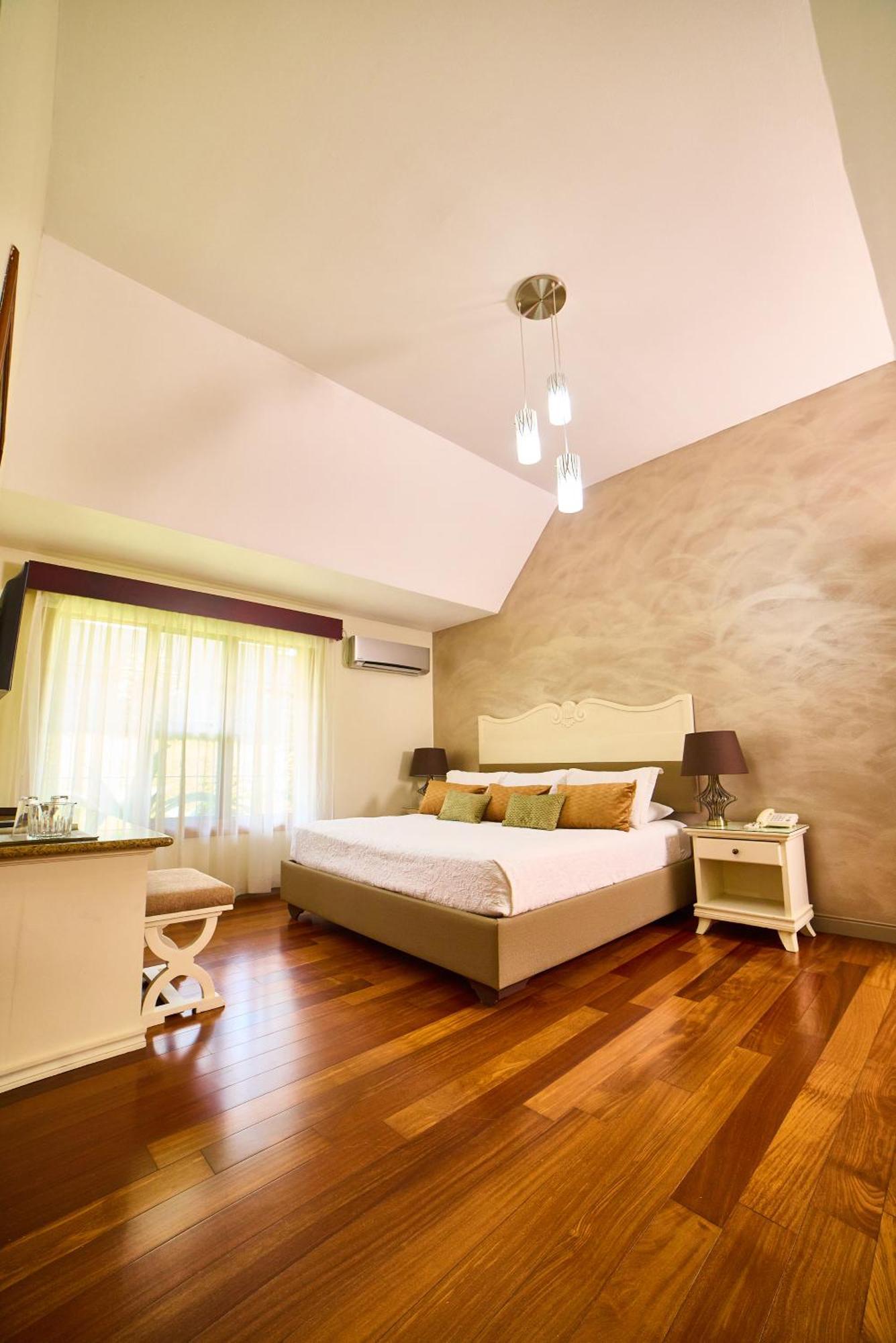 El Rodeo Estancia Boutique Hotel & Steakhouse سان هوزيه المظهر الخارجي الصورة